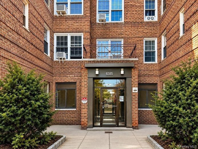 63-85 Woodhaven Boulevard #6C2