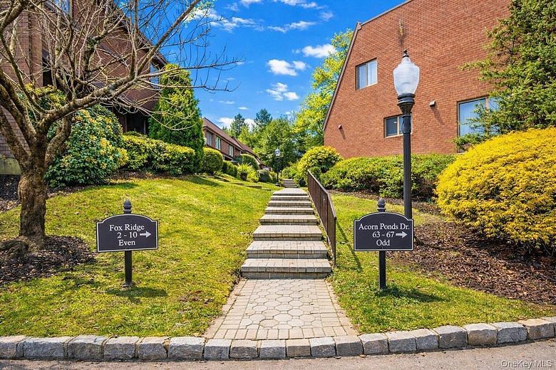 63 Acorn Ponds Drive