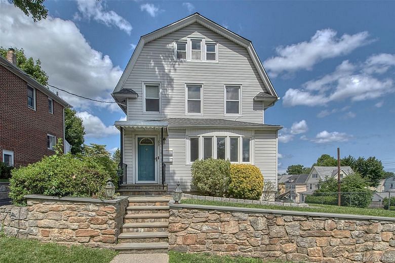 63 Thatcher Avenue