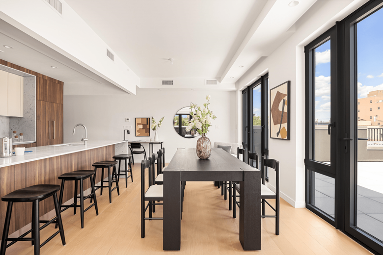 630 Grand Avenue #404