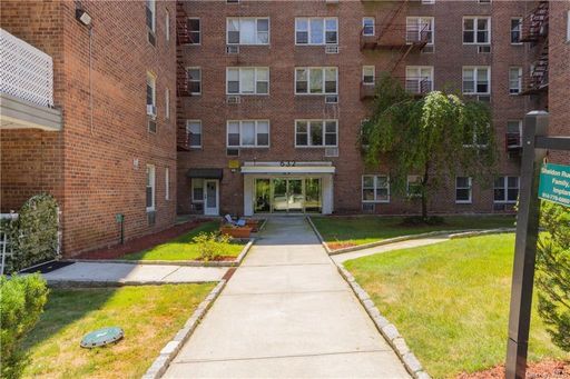 Image 1 of 25 for 632 Palmer Road #3E in Westchester, Yonkers, NY, 10701