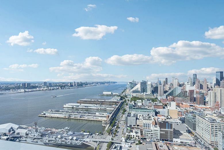 635 West 42nd Street #40D