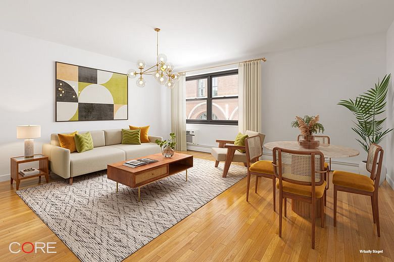 638 Washington Street #2B