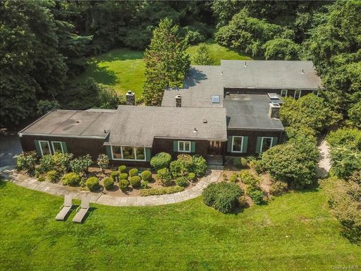 Image 1 of 25 for 3 Carolyn Place in Westchester, Armonk, NY, 10504