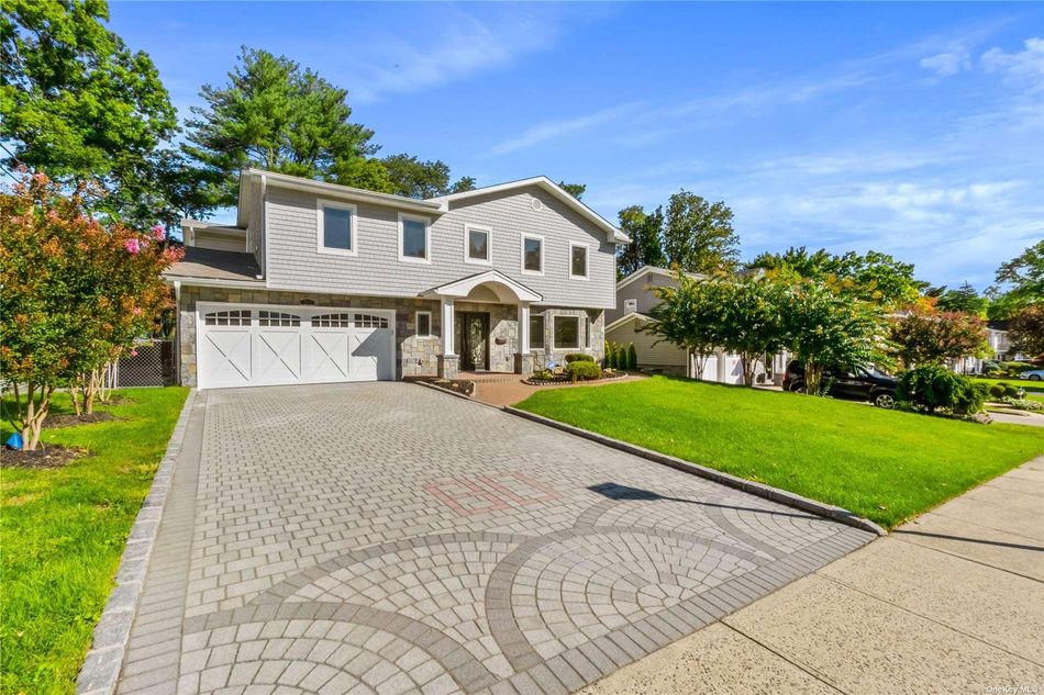Image 1 of 35 for 80 Knolls Drive in Long Island, Manhasset Hills, NY, 11040