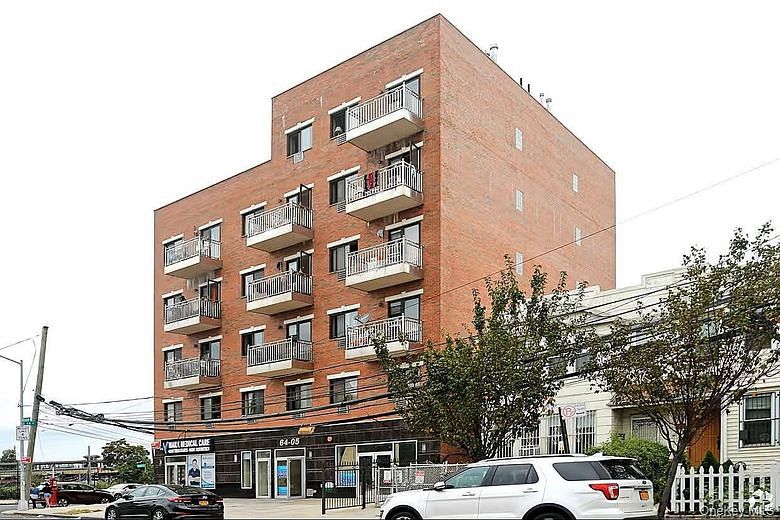 64-05 Woodside Avenue #4E