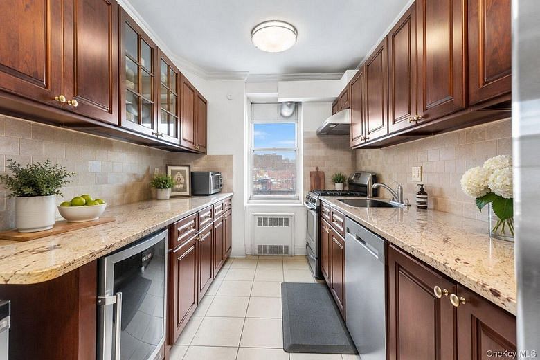 64-11 99th Street #3O4