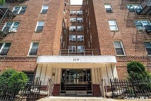 Image 1 of 25 for 64-41 Saunders Street #206 in Queens, Forest Hills, NY, 11375