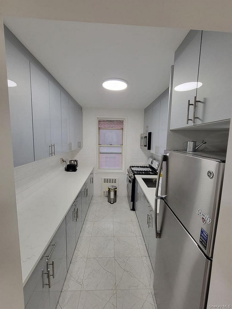64-41 Saunders Street #410