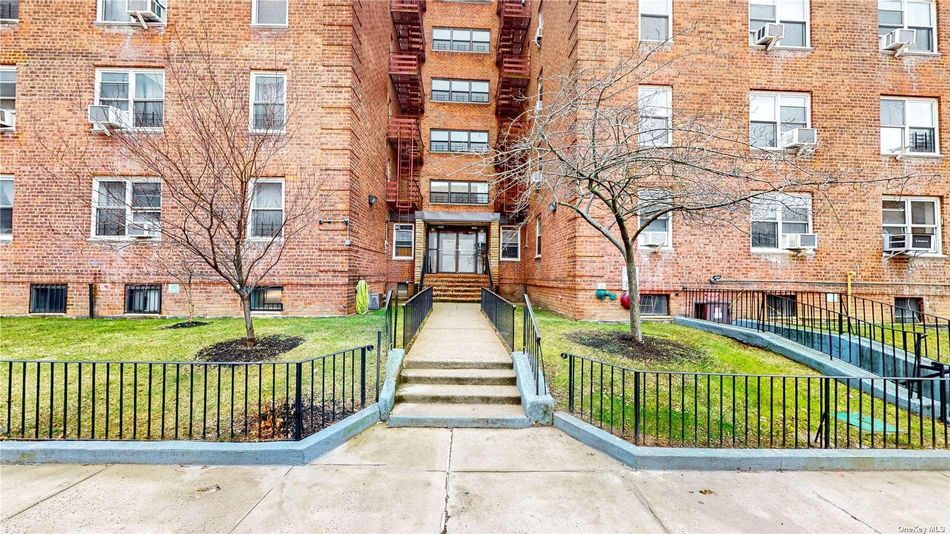 Image 1 of 13 for 64-74 Saunders Street #4A in Queens, Rego Park, NY, 11374