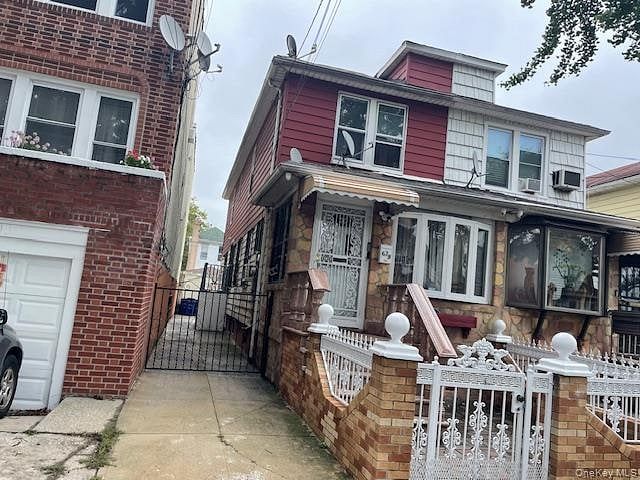 641 E 51st Street
