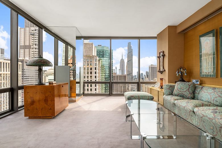 641 Fifth Avenue #38E