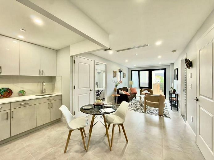 643 5th Avenue #3D