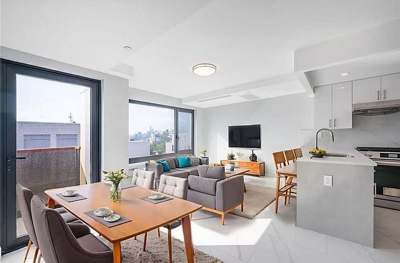 643 5th Avenue #5A