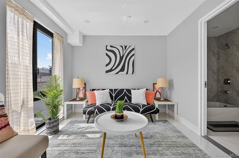 643 5th Avenue #5C