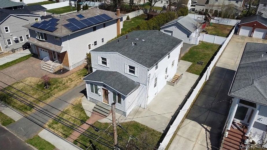 643 MIDVALE Avenue