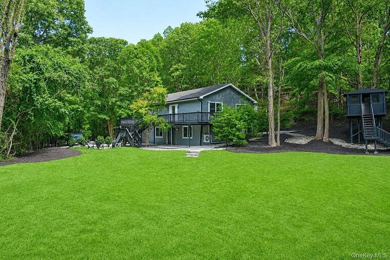 644 Bread And Cheese Hollow Road