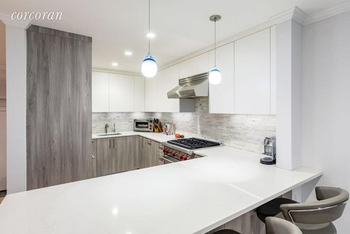 Image 1 of 40 for 267 West 71st Street #1R in Manhattan, NEW YORK, NY, 10023
