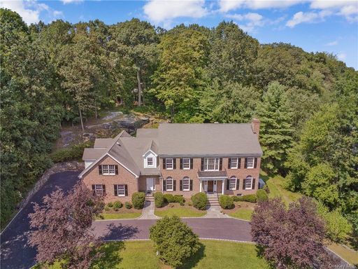 Image 1 of 35 for 11 Fenbrook Drive in Westchester, Larchmont, NY, 10538