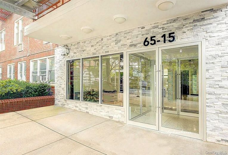65-15 Alderton Street #5/F