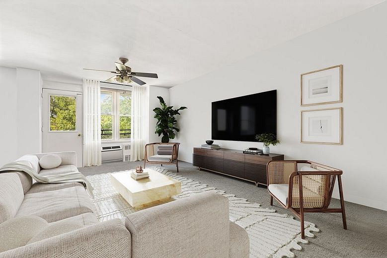 65-15 Alderton Street #5E