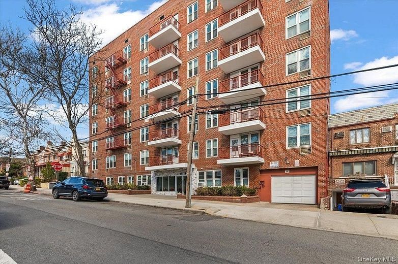 65-15 Alderton Street #5E