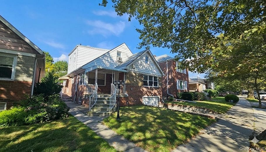 65-19 Dieterle Crescent