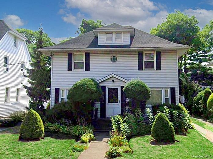 65 Lakeside Drive