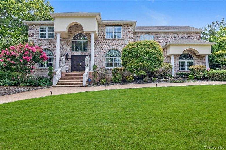 65 Threepence Drive
