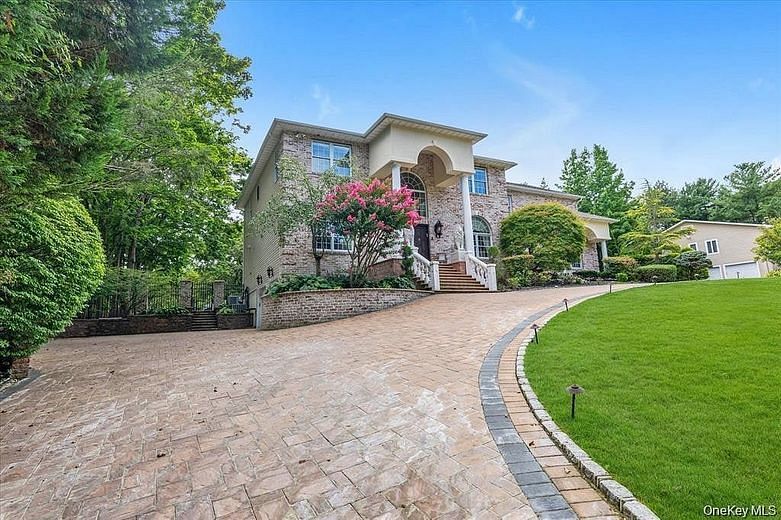 65 Threepence Drive