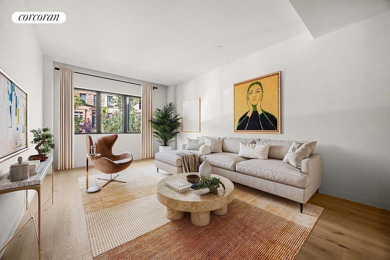 654 Jefferson Avenue #1B