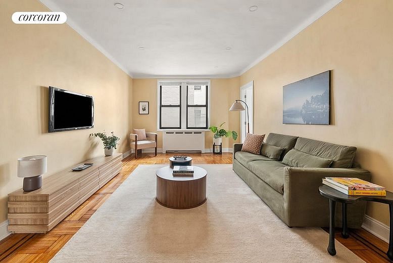 657 East 26th Street #1S