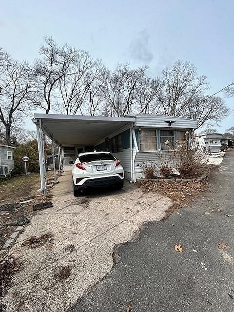 658 Sound Avenue #E-5