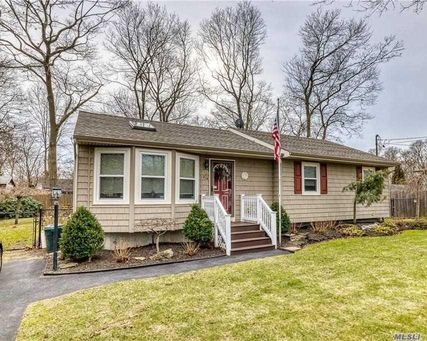 Image 1 of 28 for 214 Moriches Ave in Long Island, Mastic, NY, 11950