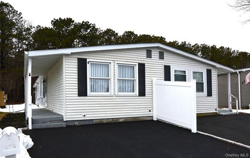 65A Village Circle S