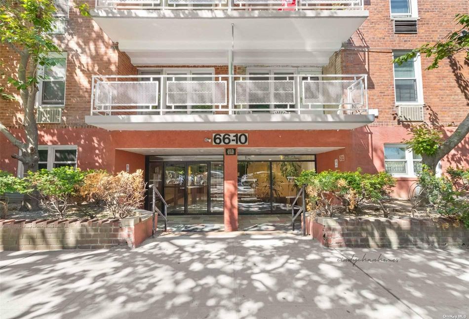 Image 1 of 31 for 66-10 Thornton Place #3E in Queens, Rego Park, NY, 11374