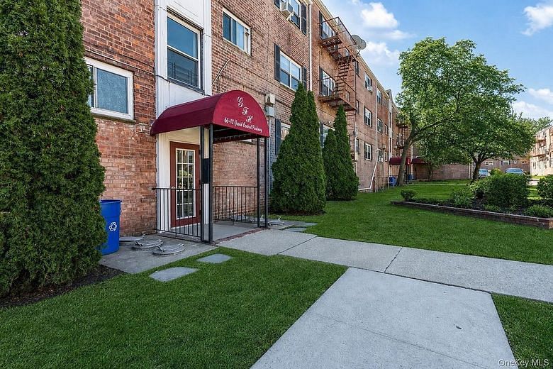 66-12 Grand Central Parkway #1B