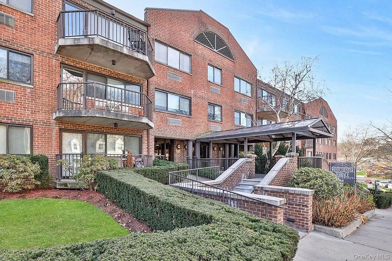 66 Crisfield Street #3Y