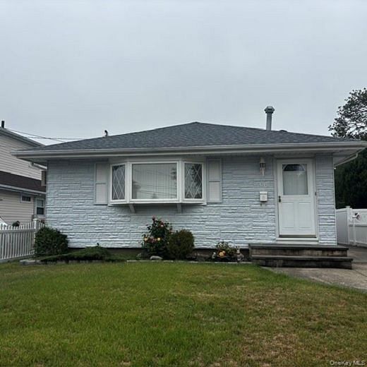 66 E Neptune Avenue