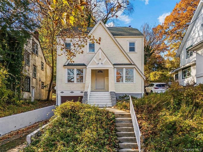 66 Hutchinson Boulevard