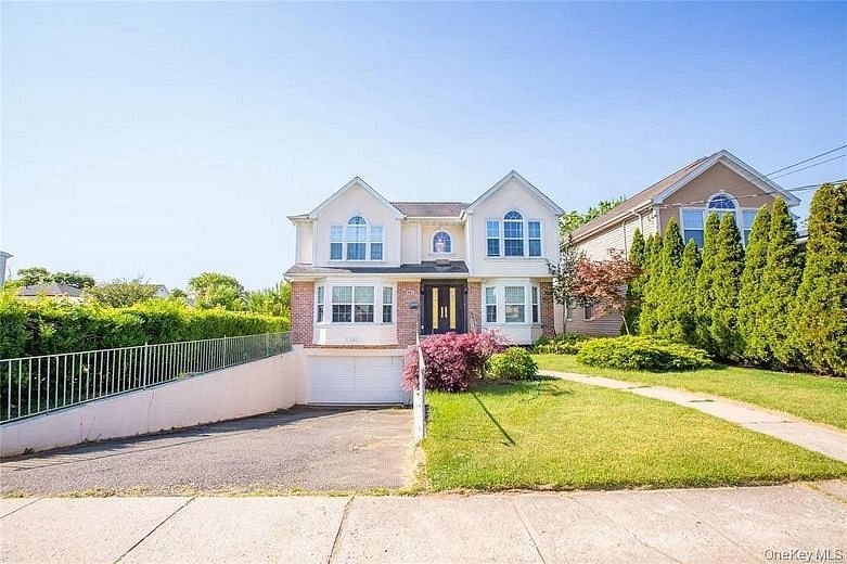 66 Maple Street #A