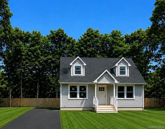 66 W Rugby Drive