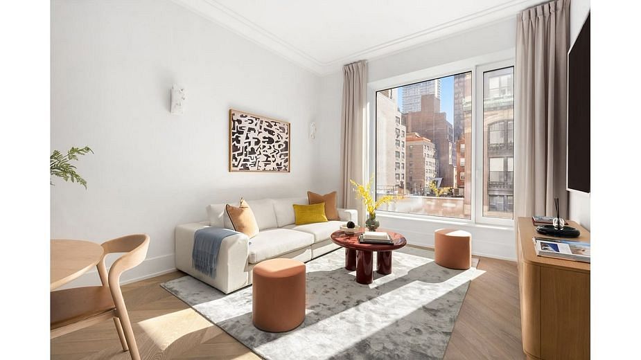 660 Lexington Avenue #5C