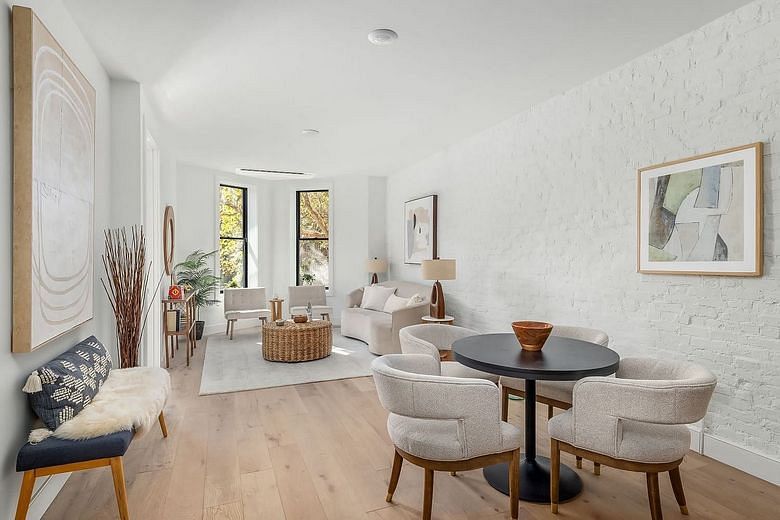 665 De Graw Street #2