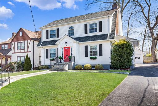 Image 1 of 34 for 15 Grandview Avenue in Westchester, White Plains, NY, 10605