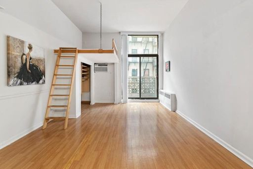 Image 1 of 7 for 215 East 24th Street #224 in Manhattan, New York, NY, 10010