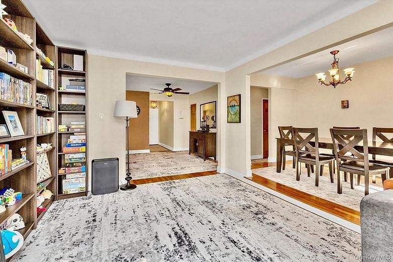 67-12 Yellowstone Boulevard #E8