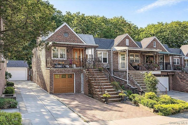 67-26 Selfridge Street