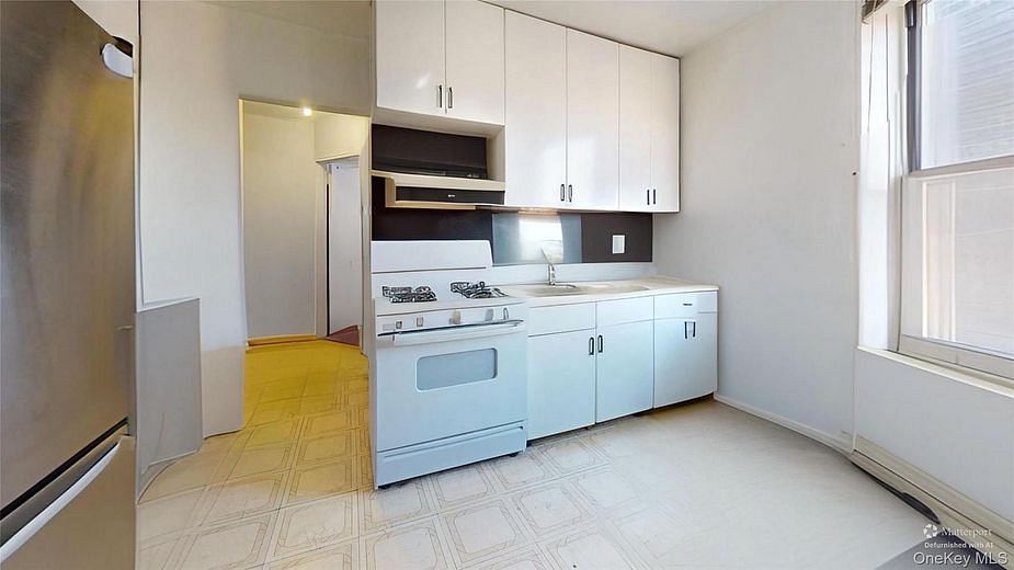 67-30 Clyde Street #7K