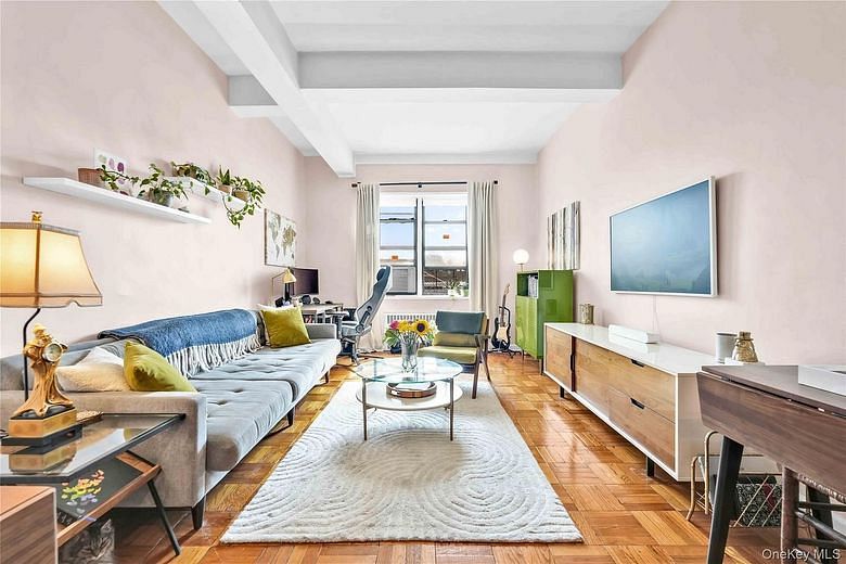 67-30 Dartmouth Street #1D